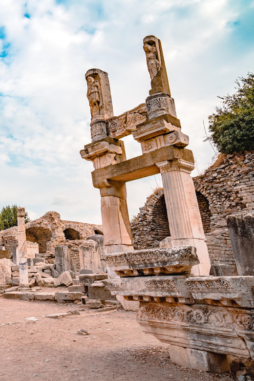 Ephesus: Ancient Cities & Time Travel - The Role of Guided Experiences