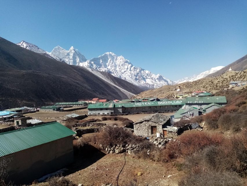 Everest Base Camp Trek With Gokyo Lake 15 Days - Participant Requirements