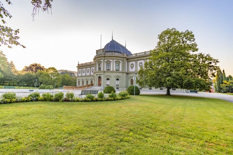 Explore the Best Guided Intro Tour of Geneva With a Local - Booking Information