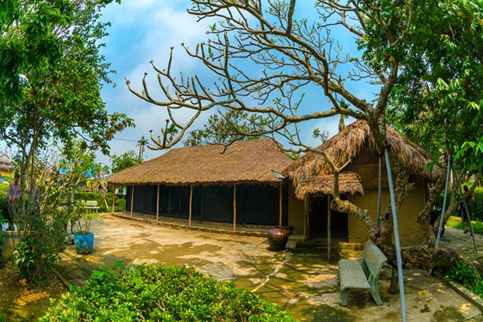 Explore Tombs City of the Ghost in An Bang Cemetery - Exploring Ru Cha Forest