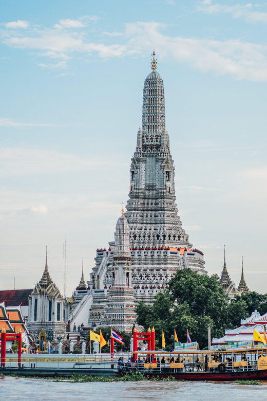 Exploring Bangkok by Local Transfers and Walking Tour - Additional Information