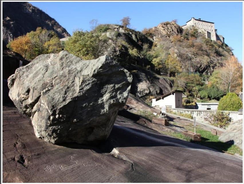 FAUNA AND FLORA OF EXPOSED AND ENGRAVED ROCKS - Importance of Conservation Efforts