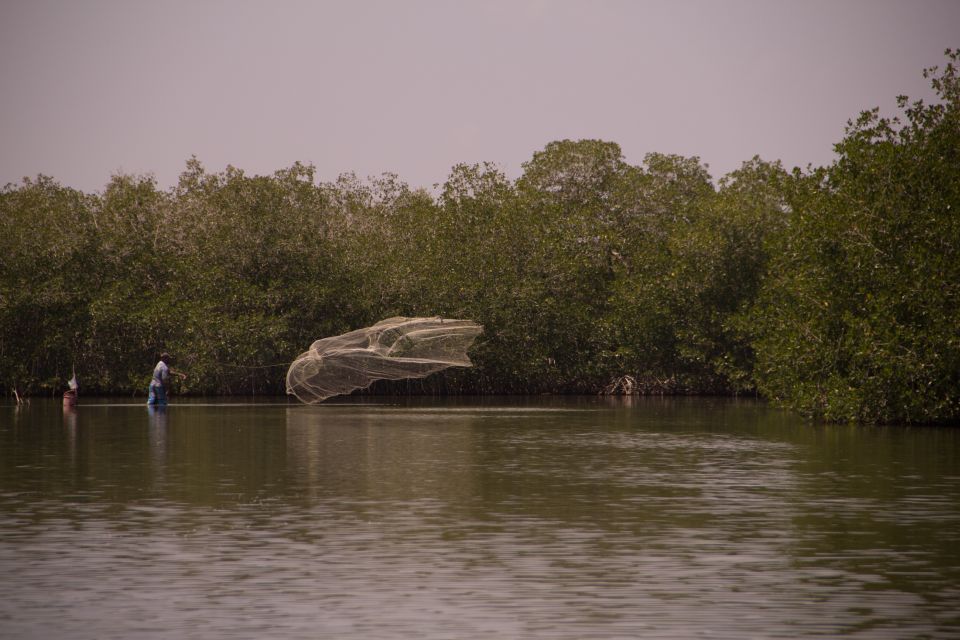 Fishing With Locals - Exploring La Boquilla