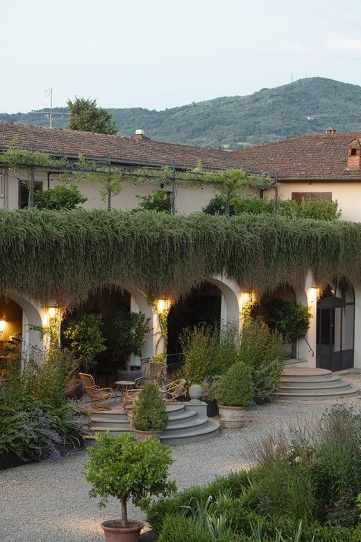 Florence: Ruffino Style Wine Experience - Villa and Cellar Visit