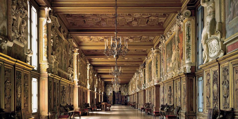 Fontainebleau Palace: Skip-the-Line Small-Group Guided Tour - Pricing and Booking Information