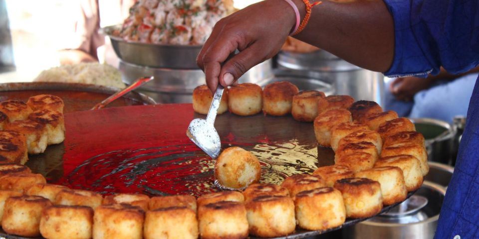 Food Walking Tour of Delhi - Food and Beverage Details