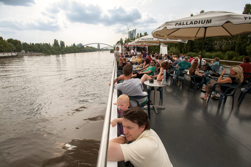 Frankfurt: 1-Hour Panorama Boat Cruise on the River Main - Customer Reviews and Ratings