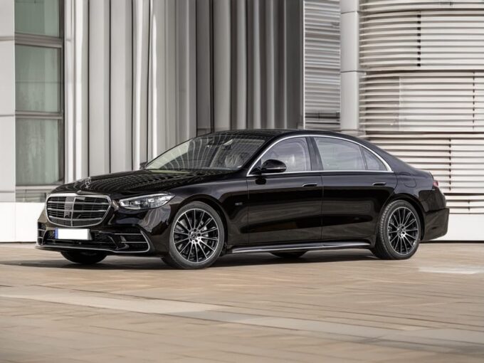 Frankfurt: Private Transfer To/From Airport and City - Pricing and Inclusions