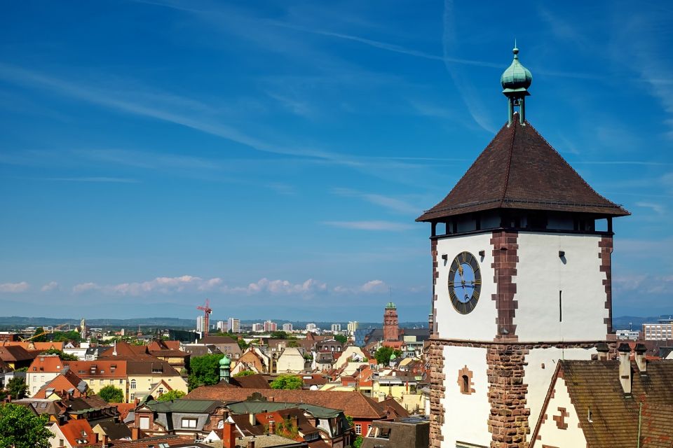 Freiburg Im Breisgau: Old Town Walking Tour in Italian - Architectural Influences