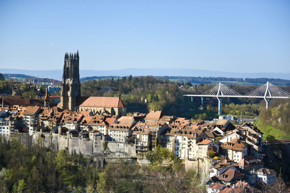 Fribourg and Gruyeres Full–Day Trip - Discovering Gruyeres