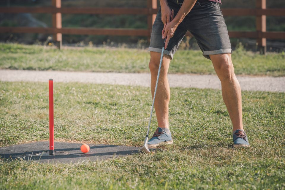 Fribourg: Urban Golf Experience to Discover the City - Included Equipment and Amenities