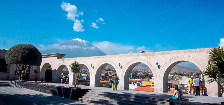 From Arequipa: Countryside Tour by Panoramic Bus