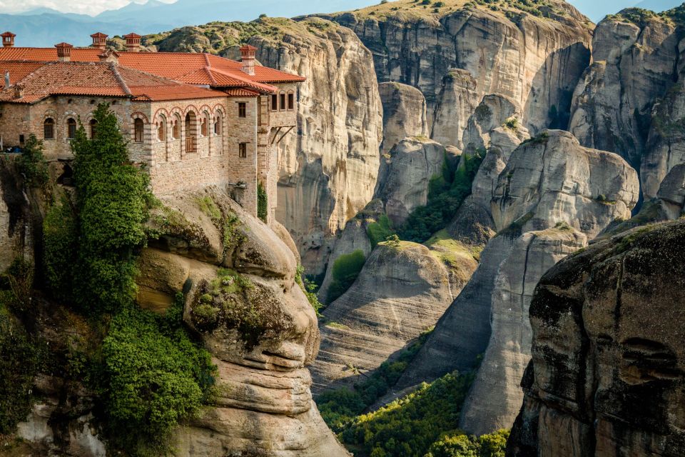 From Athens: Delphi and Meteora 2-Day Tour With Hotel - Meeting Point Details