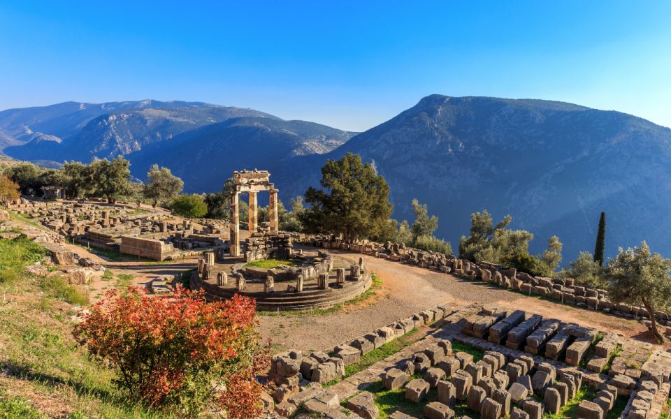 From Athens: Mythical Delphi & Arachova Private Day Trip - Mythical Origins of the Oracle