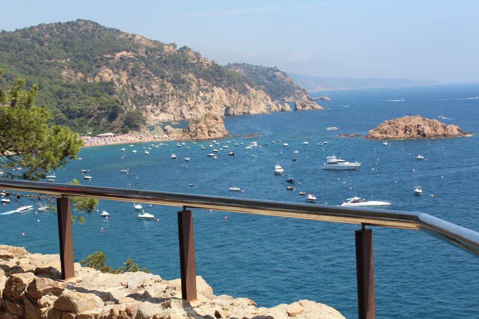 From Barcelona: Tossa De Mar Day Tour With Beach Time - Dining Options