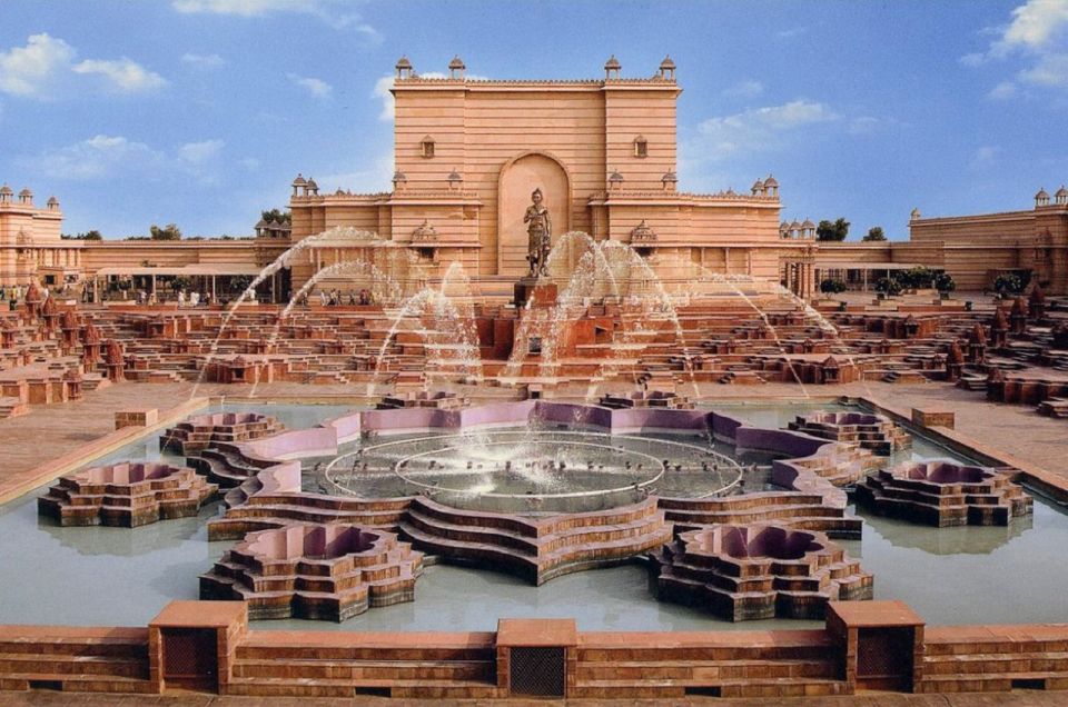 From Delhi: Old Delhi Tour With Akshardham Temple - Inclusions and Benefits