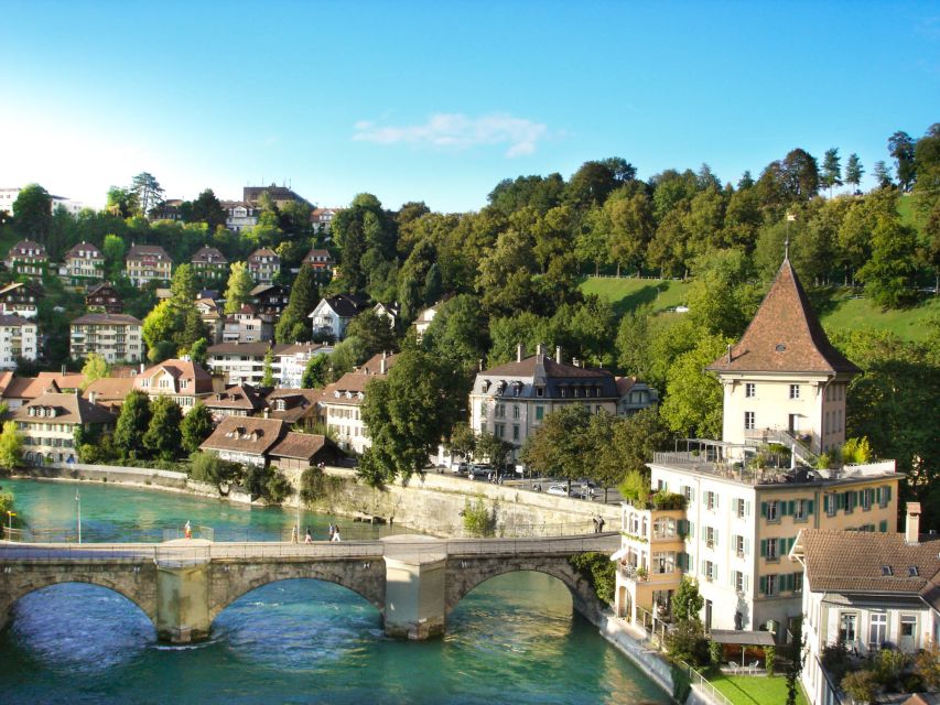 From Geneva: Bern & Paragliding in Interlaken - Paragliding Adventure in Interlaken