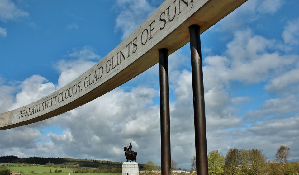 From Glasgow: Bannockburn & Stirling Castle Private Tour - The Bannockburn Battlefield