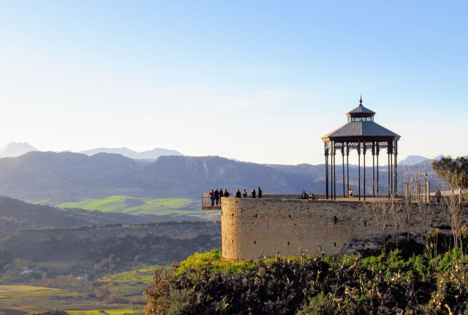 From Granada: Tour to Ronda and Setenil De Las Bodegas - Rondas Puente Nuevo Bridge