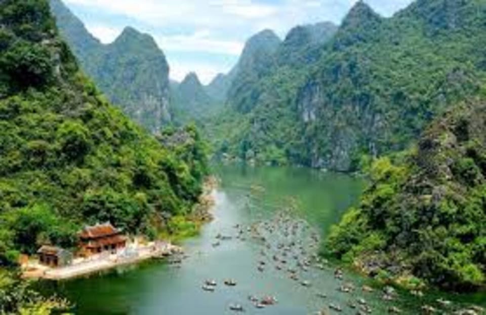 From Ha Noi: Ninh Binh Hoa Lu Trang An Day Tour - The Beauty of Tam Coc