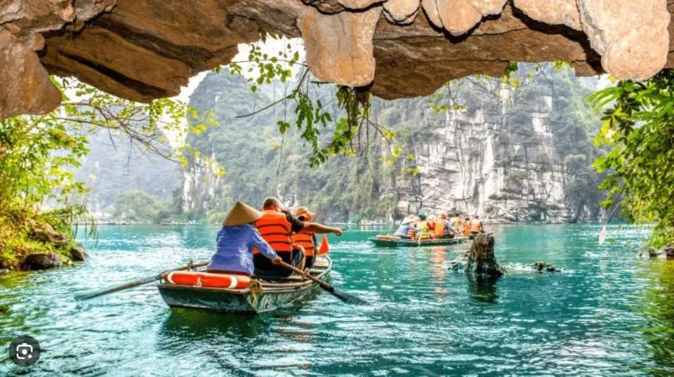 From Hanoi: Hoa Lu- Tam Coc- Mua Cave With Limousine - Important Information