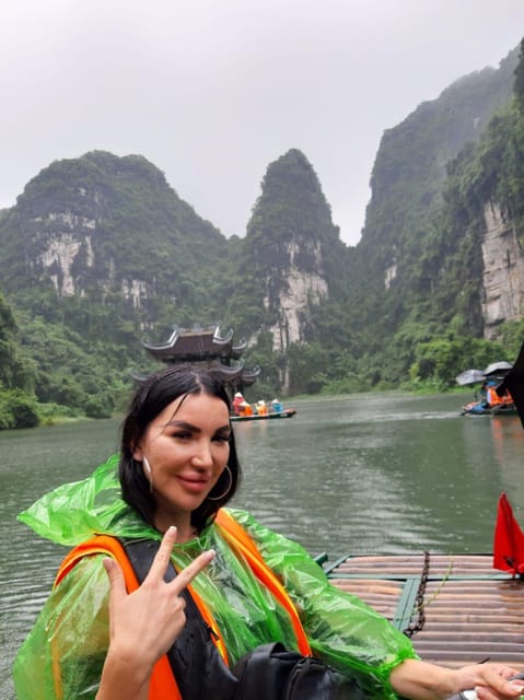 From Hanoi: Ninh Binh - Trang an - Mua Caves - Lunch & Bus - Culinary Experience