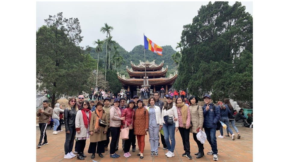 From Hanoi: Private One-Day Tour to Perfume Pagoda - Guidance and Accessibility