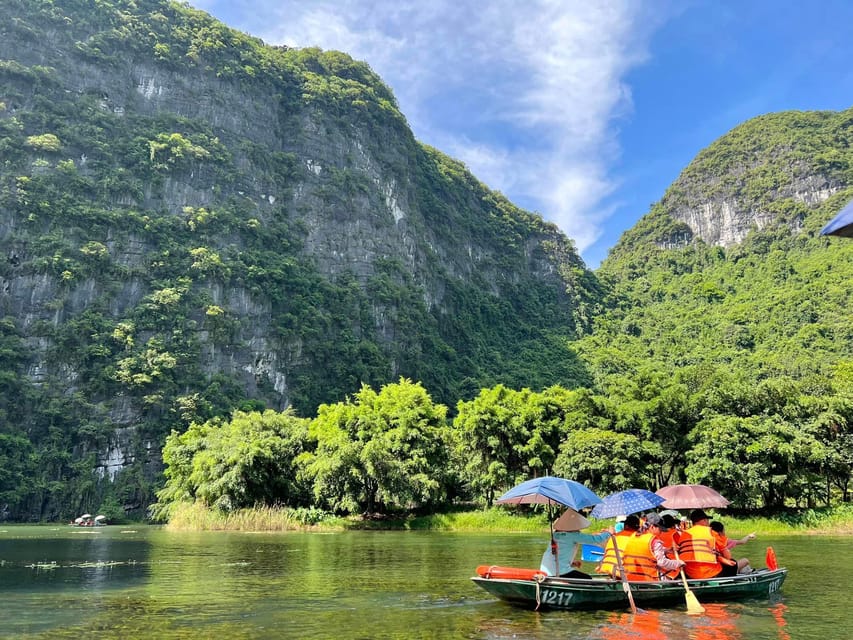 From Hanoi: Private Tour to Ninh Binh - Bai Dinh & Trang An - Scenic Cruise in Trang An