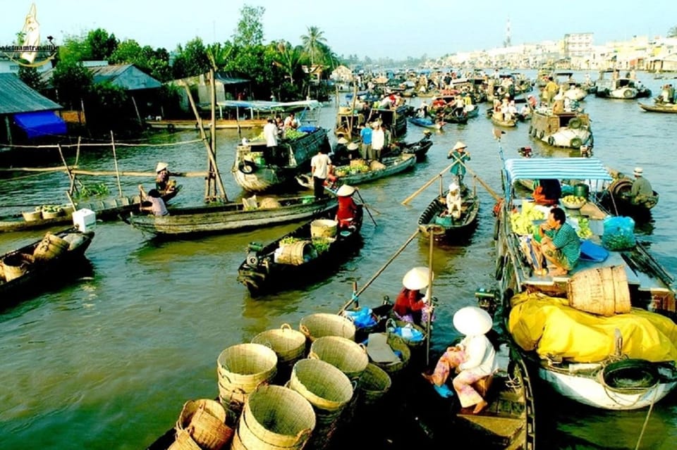 From Ho Chi Minh: MEKONG DELTA GROUP TOUR WITH ROWING BOAT - Activities and Experiences