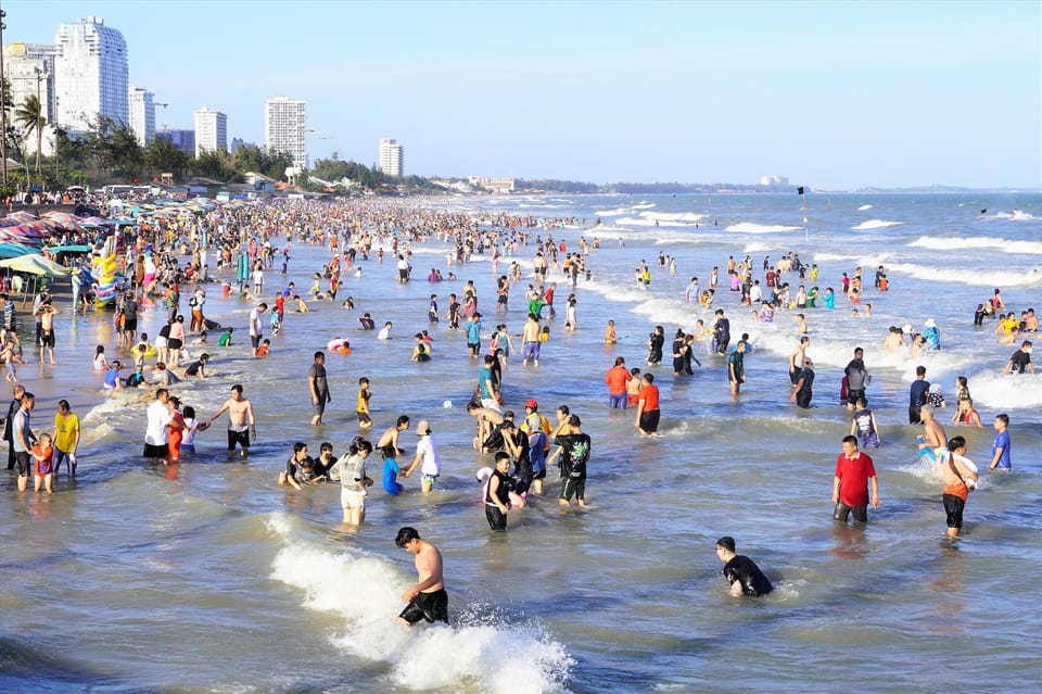 From Ho Chi Minh: Vung Tau Beach Tour - Additional Sightseeing