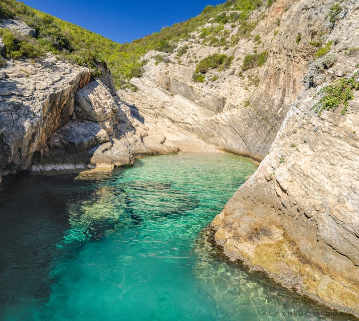 From Hvar: Blue Cave, Vis, Pakleni Islands Private Boat Tour - Participant Information