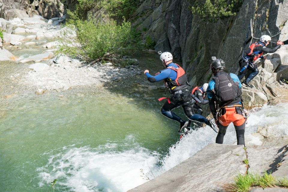 From Interlaken: Grimsel Gorge Canyoning Tour - Participant Restrictions