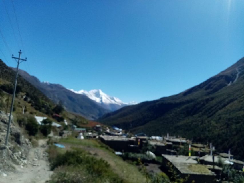 From Kathmandu Budget: 8 Day Private Annapurna Circuit Trek - Inclusions and Requirements