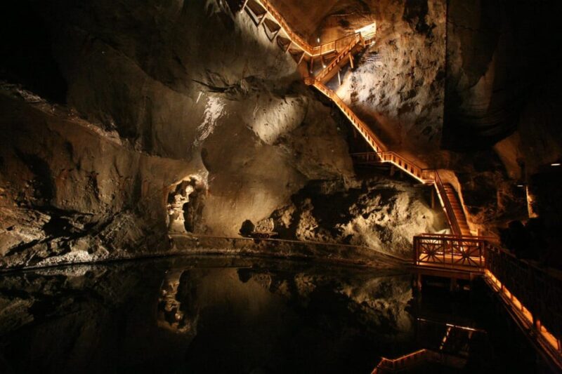 From Krakow: Salt Mine Guided Tour With Hotel Pick up - Customer Feedback and Ratings