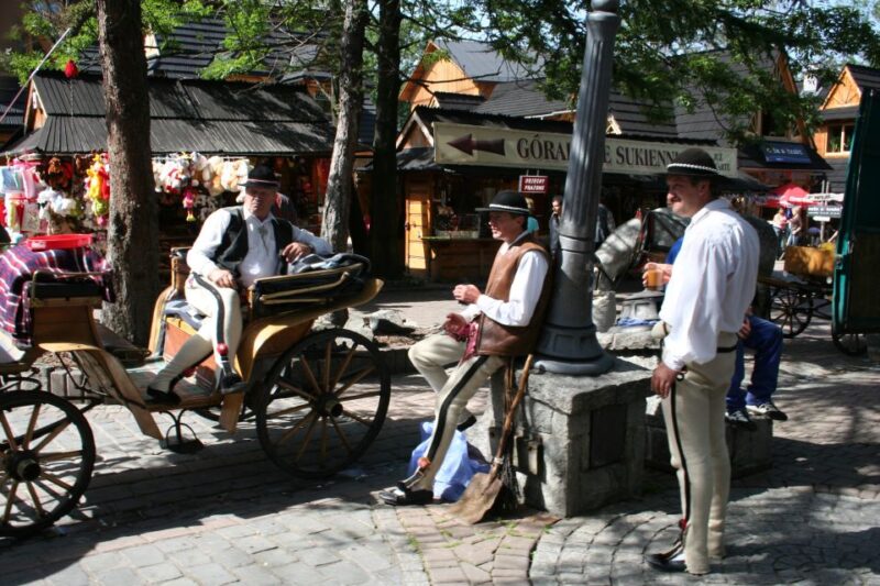 From Krakow: Slovakia Treetop Walk, Zakopane & Thermal Spa - Prohibited Items and Conduct