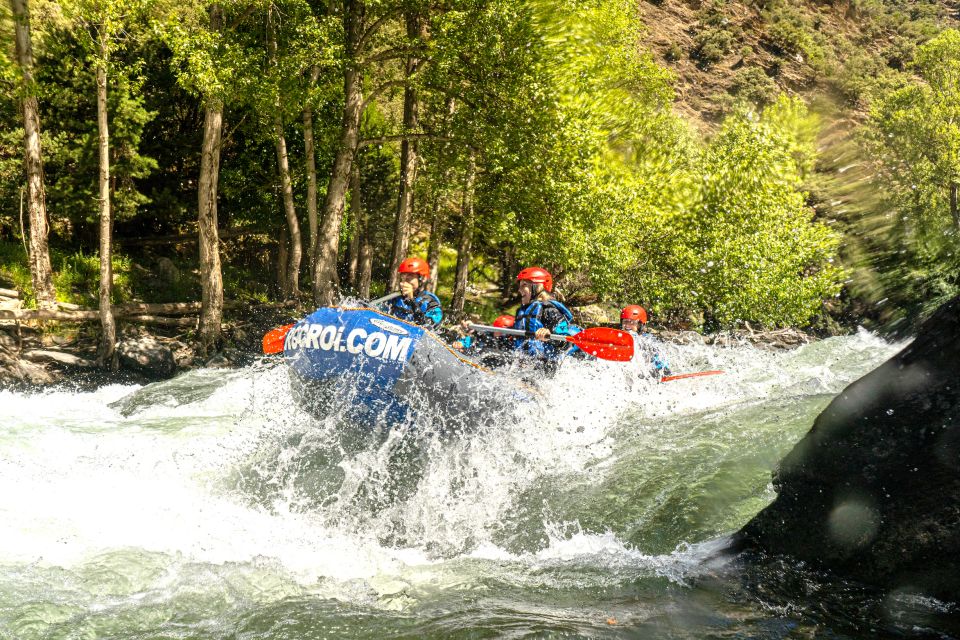 From Llavorsí: White Water Rafting - Included Services