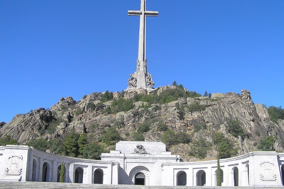 From Madrid: Escorial Monastery & Valley of the Fallen Trip - Exploring the Valley of the Fallen