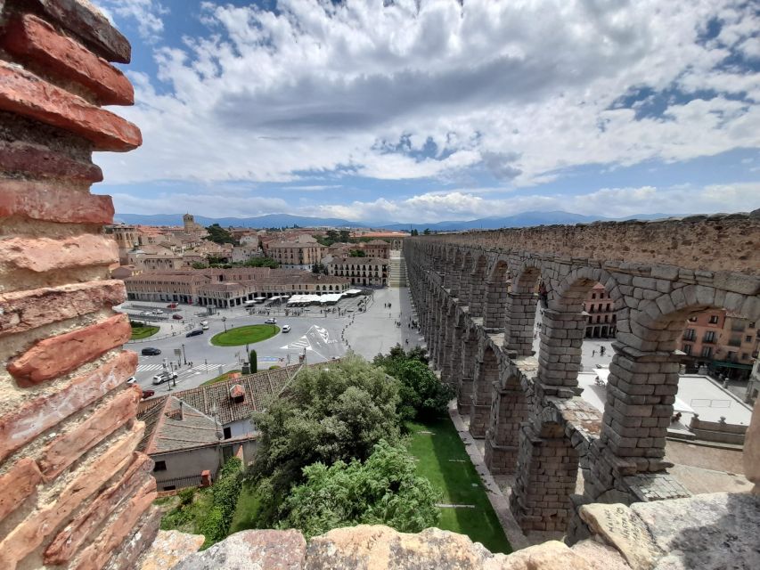 From Madrid: Full Day Tour to Avila and Segovia With Alcazar - Segovia Highlights