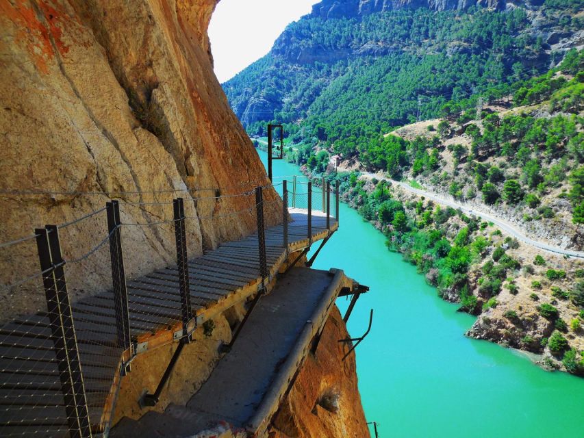 From Málaga: Caminito Del Rey Day Trip by Bus - Booking and Cancellation