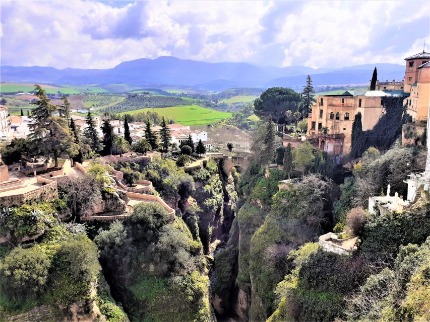 From Marbella: Ronda & Setenil De Las Bodegas Private Trip - Rock Formations in Setenil