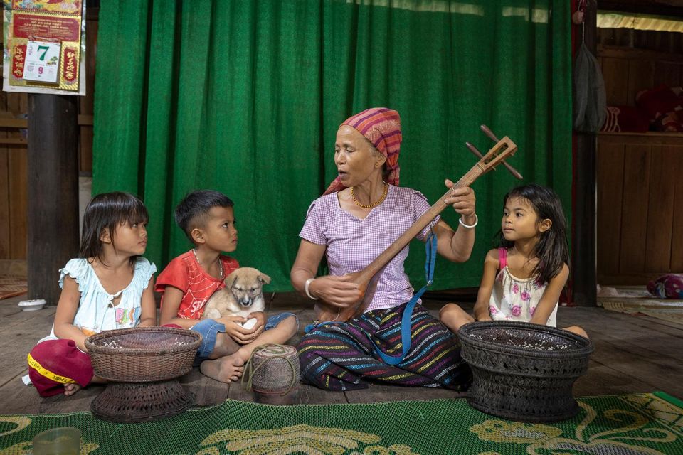 From Phong Nha/Dong Hoi: Cha Loi Cave Adventure Day Tour - Cultural Interaction