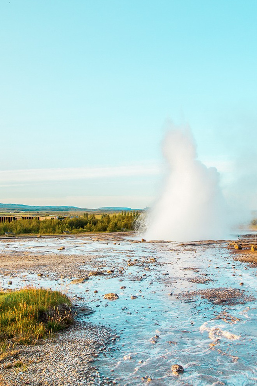 From Reykjavik: Golden Circle 8-Hour Private Tour - Explore Kerið Volcanic Crater