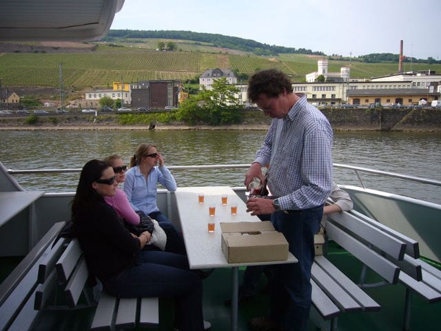 From Rüdesheim: 1.5-Hour Boat Cruise With Wine Tasting - Important Information