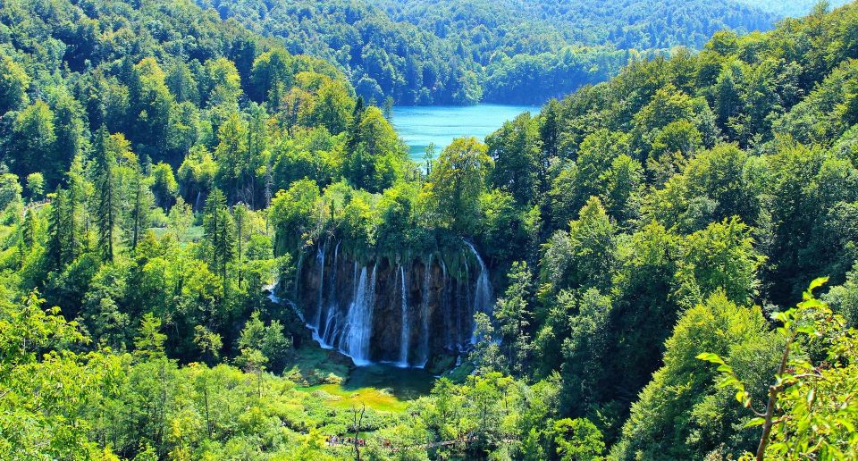 From Sarajevo: One-Way Transfer to Zagreb & Plitvice Lakes - Inclusions and Exclusions