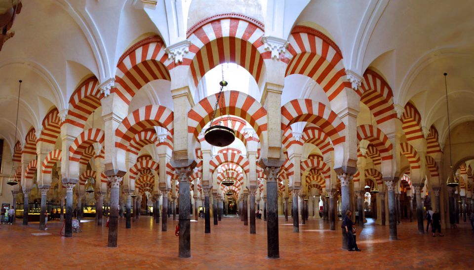 From Seville: Private or Group Full-Day Cordoba Tour - Language and Group Options