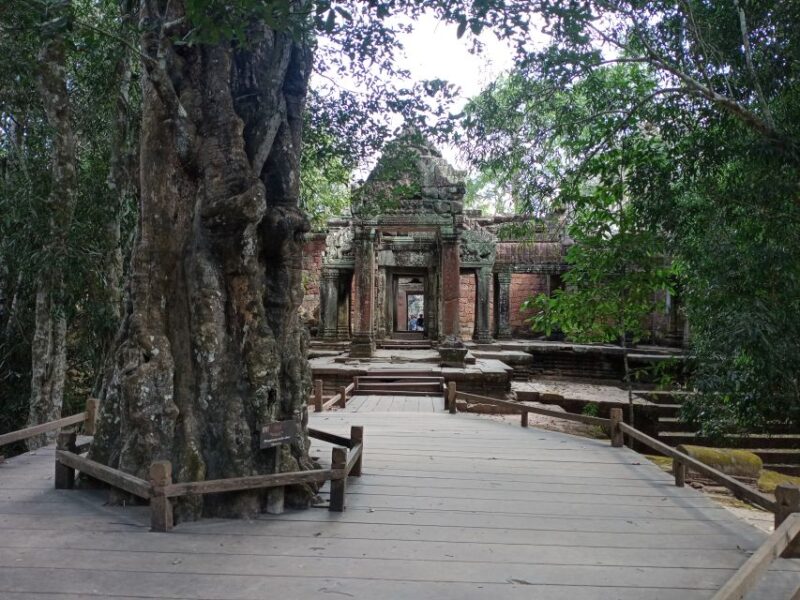 From Siem Reap: Angkor Wat Sunrise & Lost City Private Tour - Sunrise Experience
