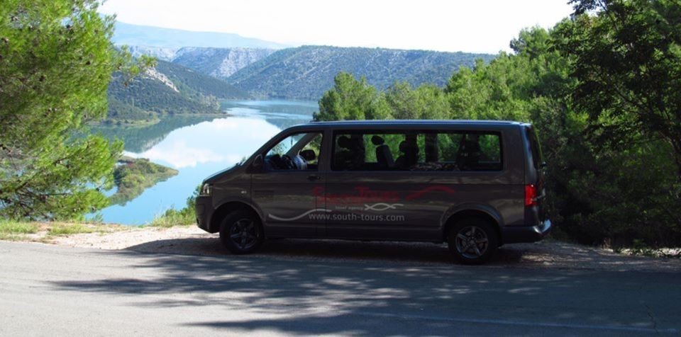 From Split or Trogir: Private Transfer to Dubrovnik City - Driver and Languages