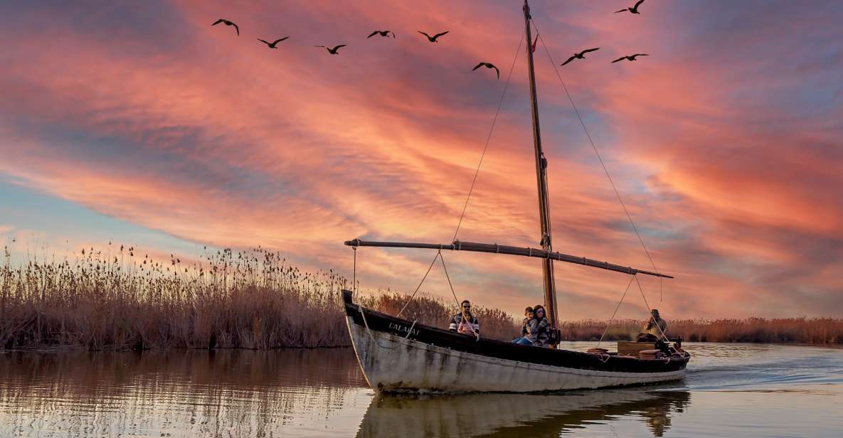 From Valencia: Cullera Old Town and Albufera Natural Park - Visiting Cullera Castle