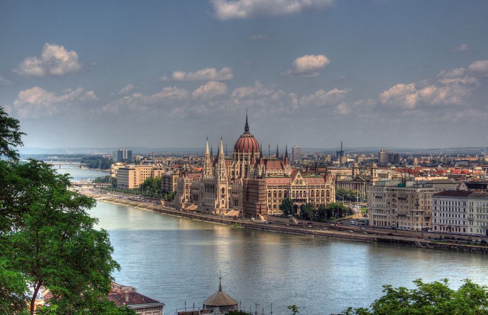 From Vienna: Full-Day Private Budapest Tour - Tips for Your Tour