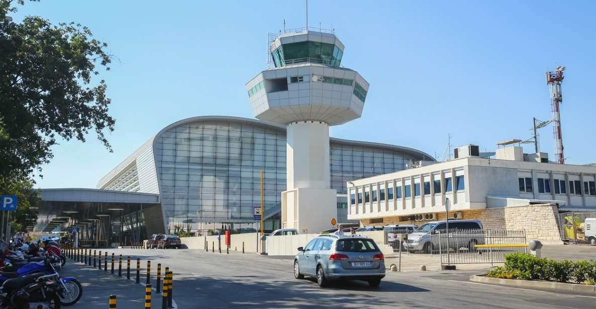 From Zadar: Private Transfer to Dubrovnik Airport - Communication and Arrival